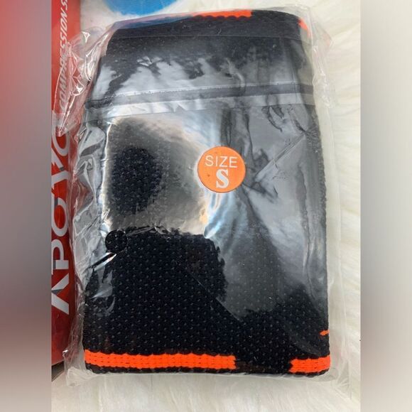 Compression Sleeve Small - Picture 2 of 4